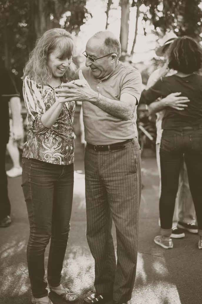 older man dancing
recovery is possible
being informed.